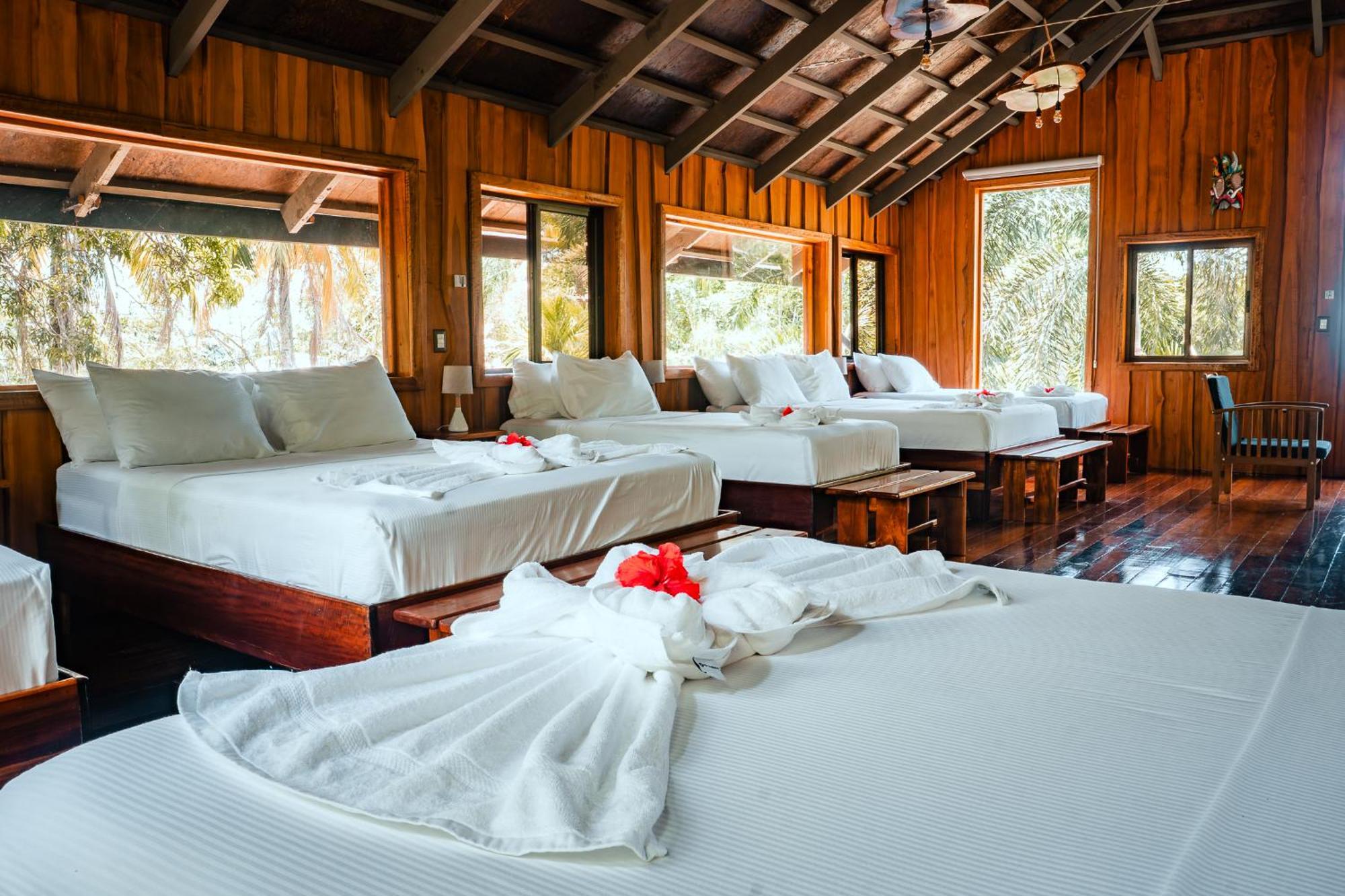 Natural Drake Bay Hotel Boutique エクステリア 写真